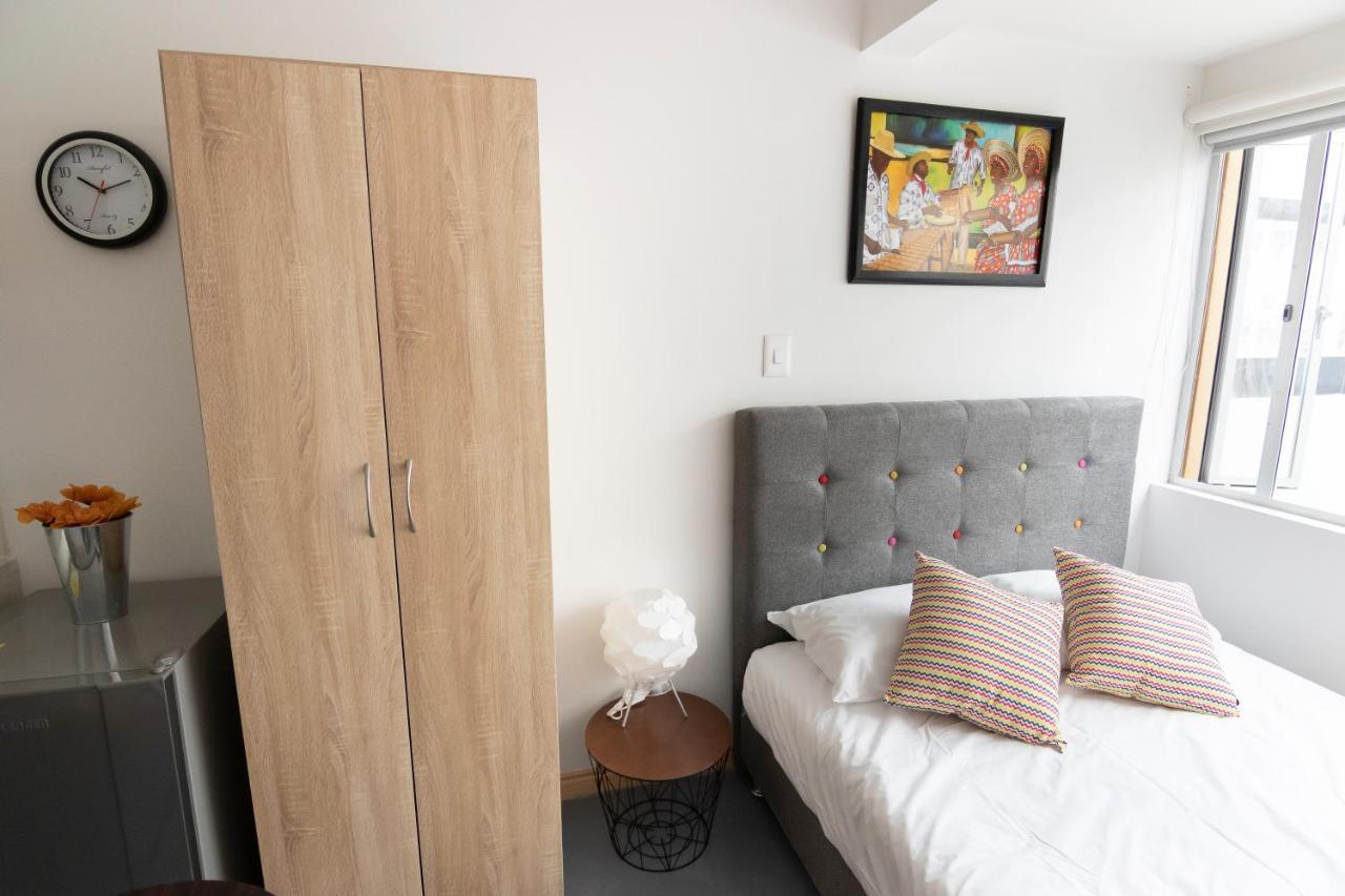 Apartasuites Bogota Campin Esterno foto